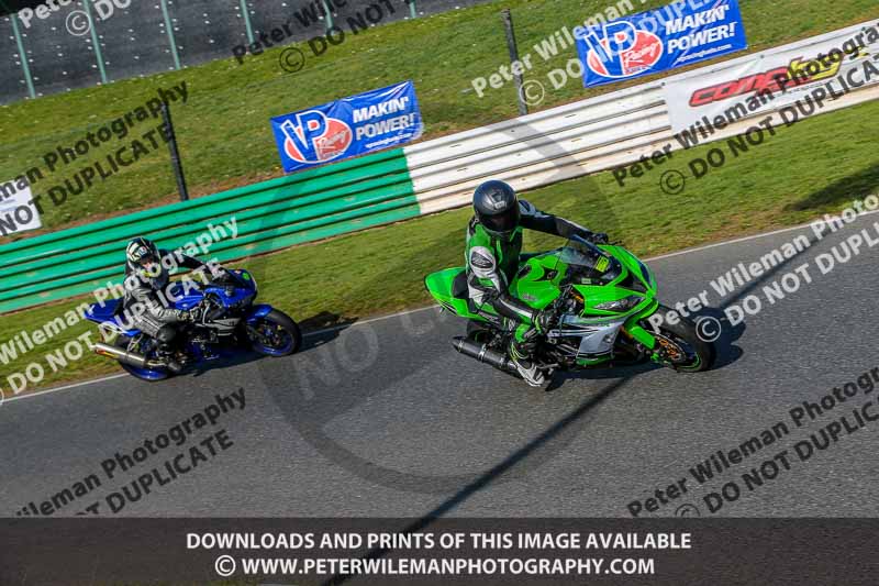 PJM Wedding Photography;enduro digital images;event digital images;eventdigitalimages;mallory park;mallory park photographs;mallory park trackday;mallory park trackday photographs;no limits trackdays;peter wileman photography;racing digital images;trackday digital images;trackday photos